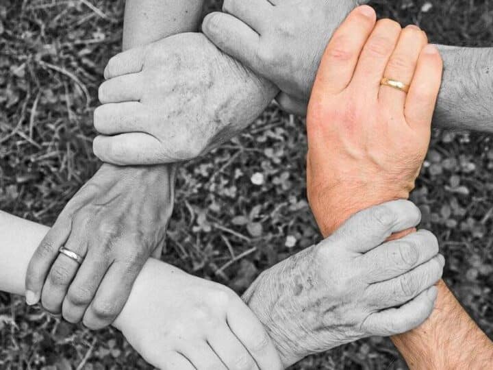 Jak budować zrozumienie między pokoleniami?